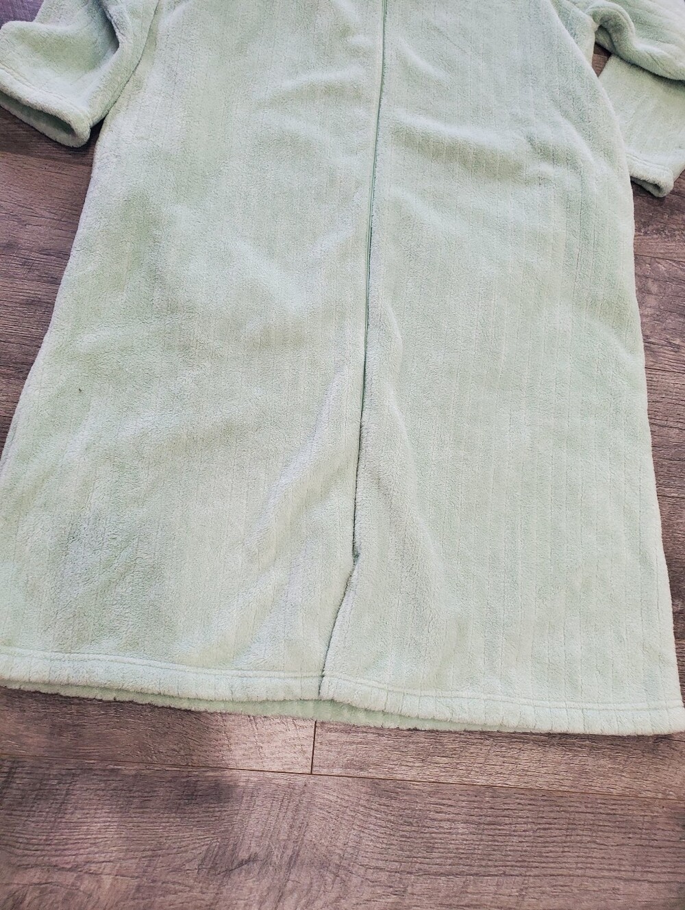 Green Fleece Zip Up Robe - Picture 2 of 5